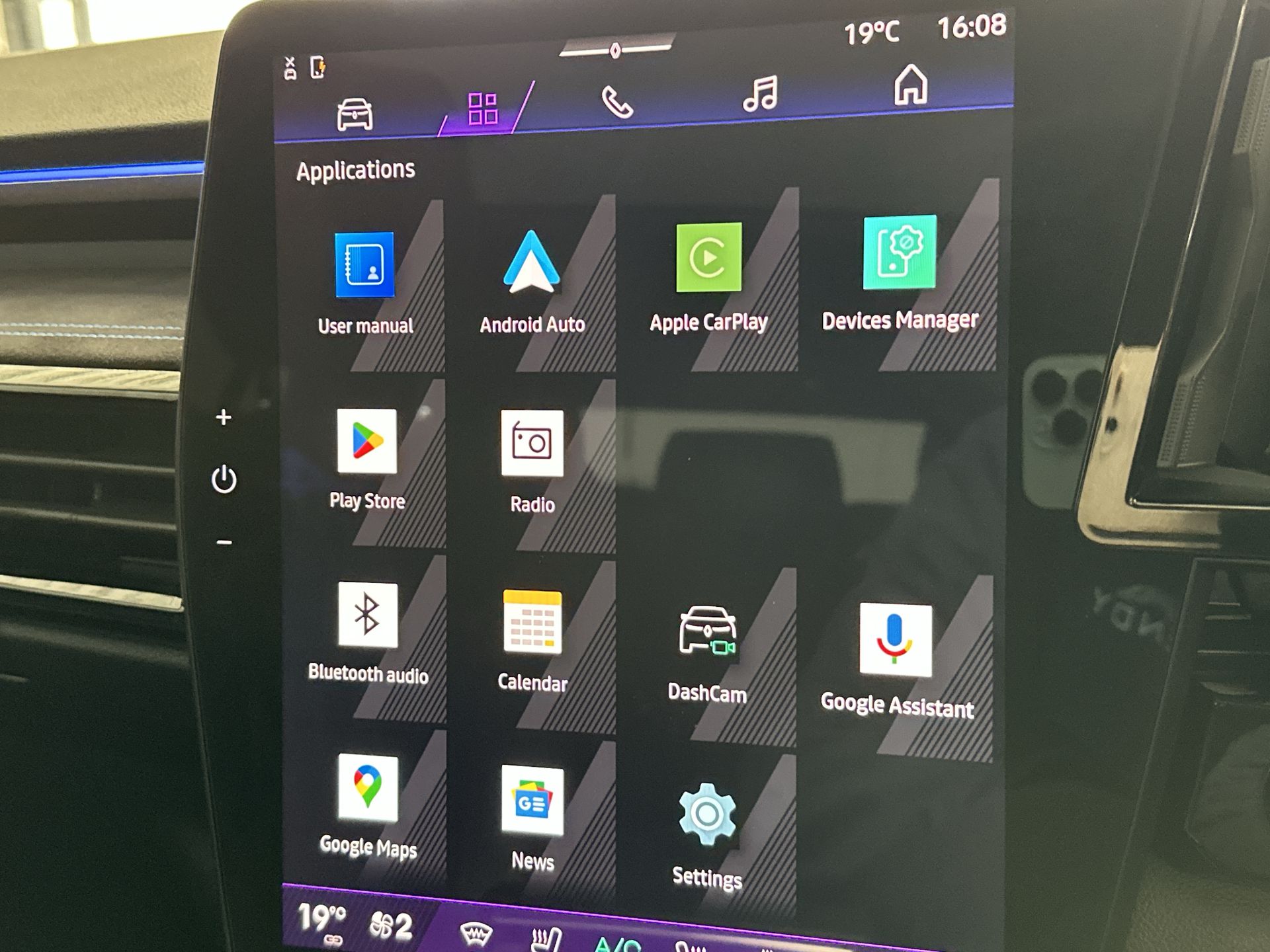 E-TECH PHEV AWD