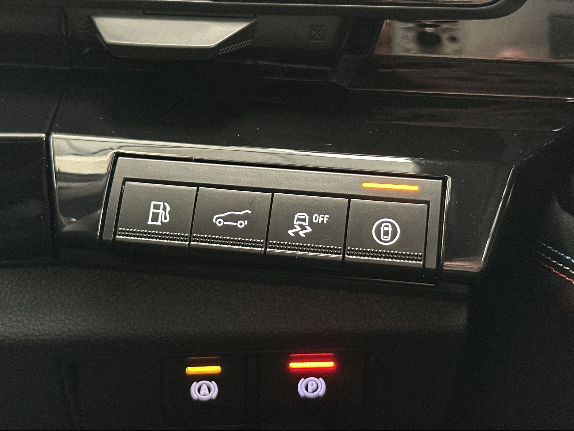 E-TECH PHEV AWD