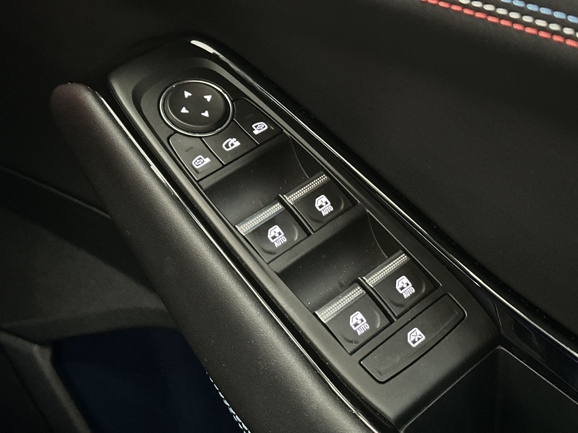 E-TECH PHEV AWD