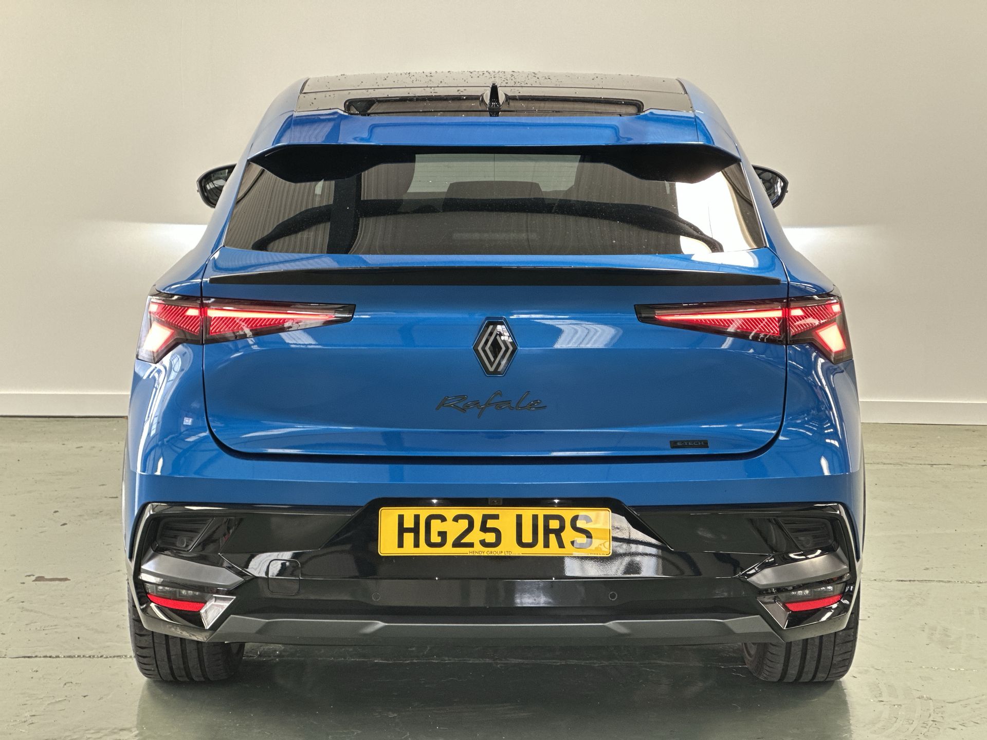 E-TECH PHEV AWD
