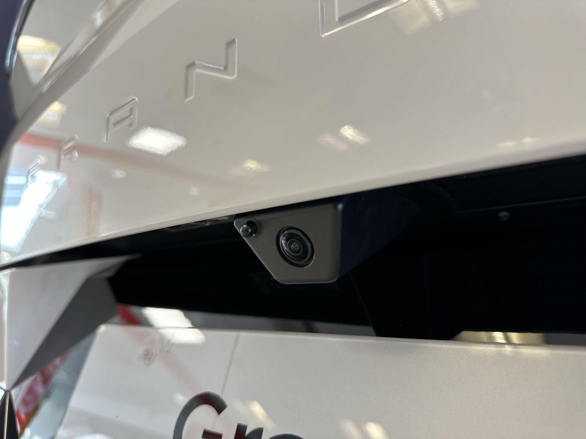 GRANDLAND 157KW GS 73KWH 5DR AUTO HATCHBACK