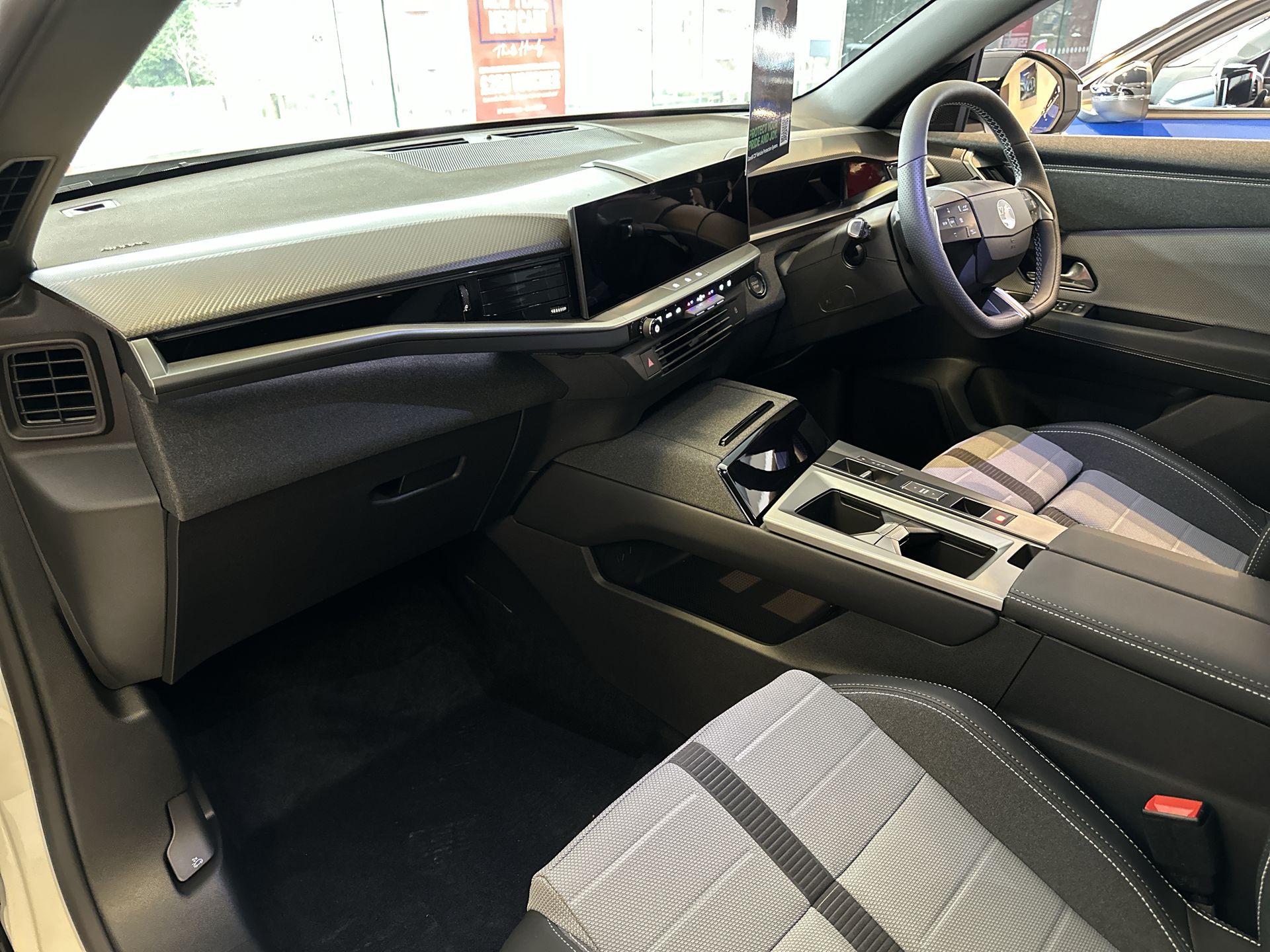 GRANDLAND 157KW GS 73KWH 5DR AUTO HATCHBACK