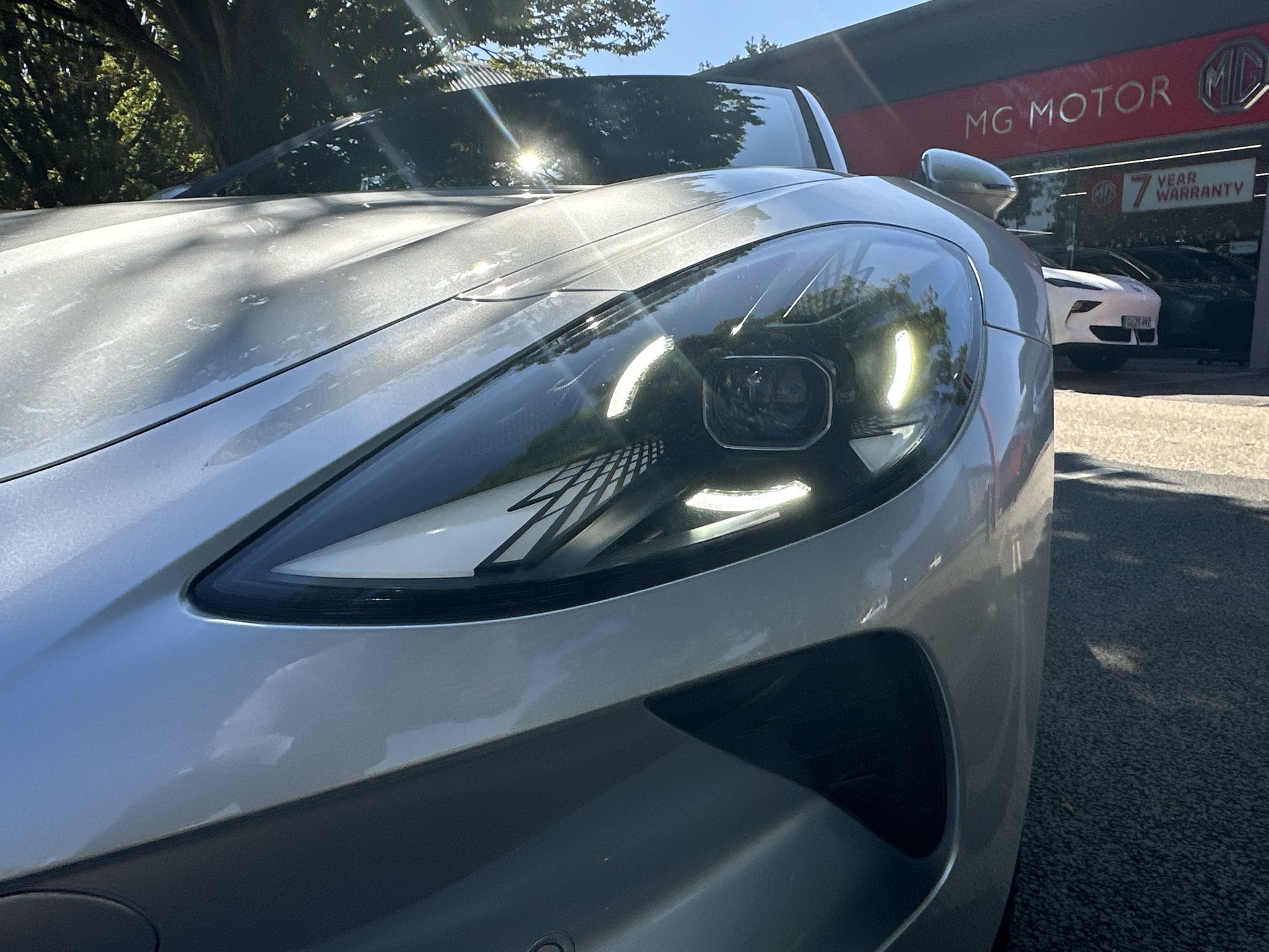 DUAL MOTOR 77 KWH AWD