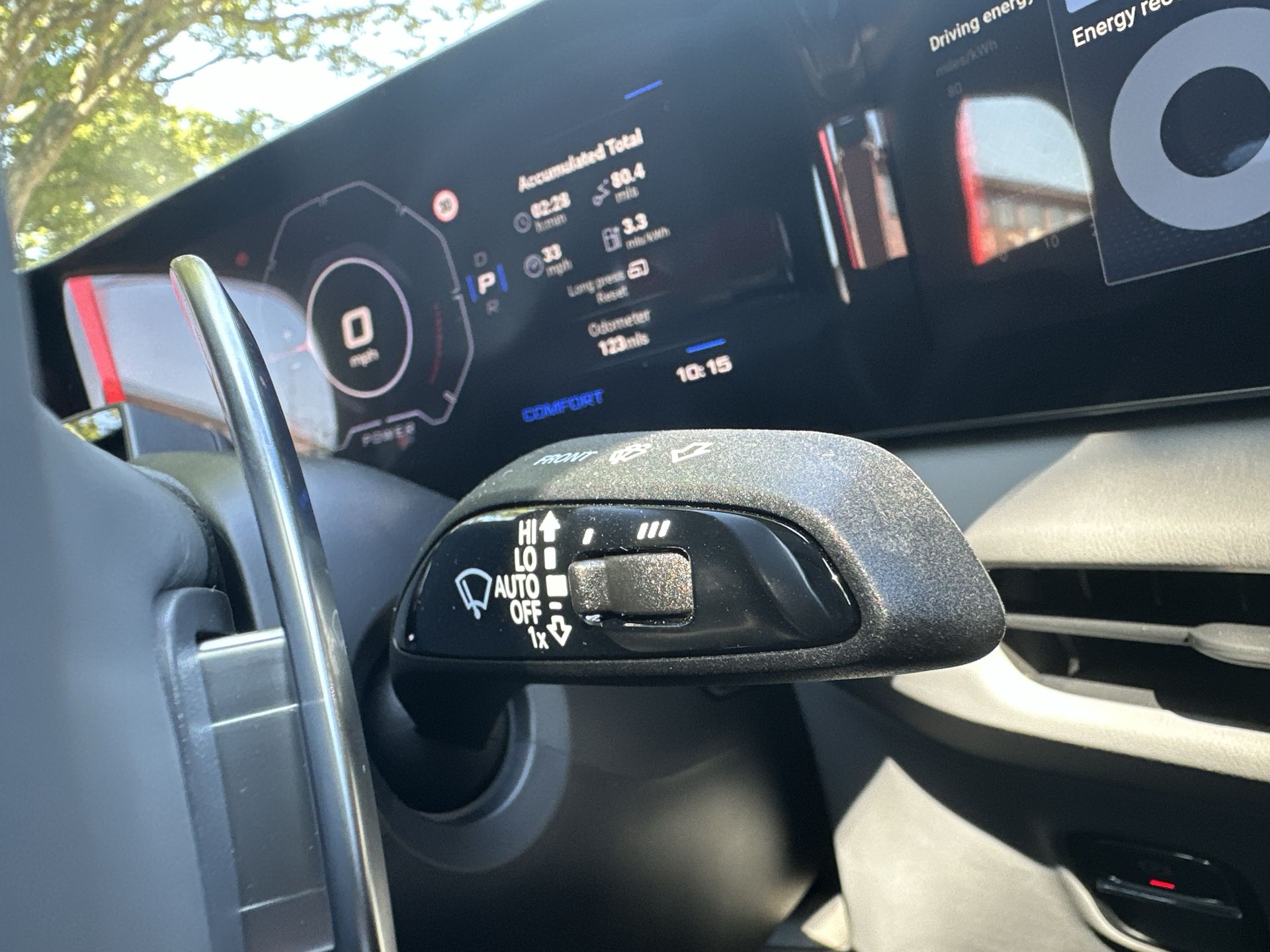 DUAL MOTOR 77 KWH AWD