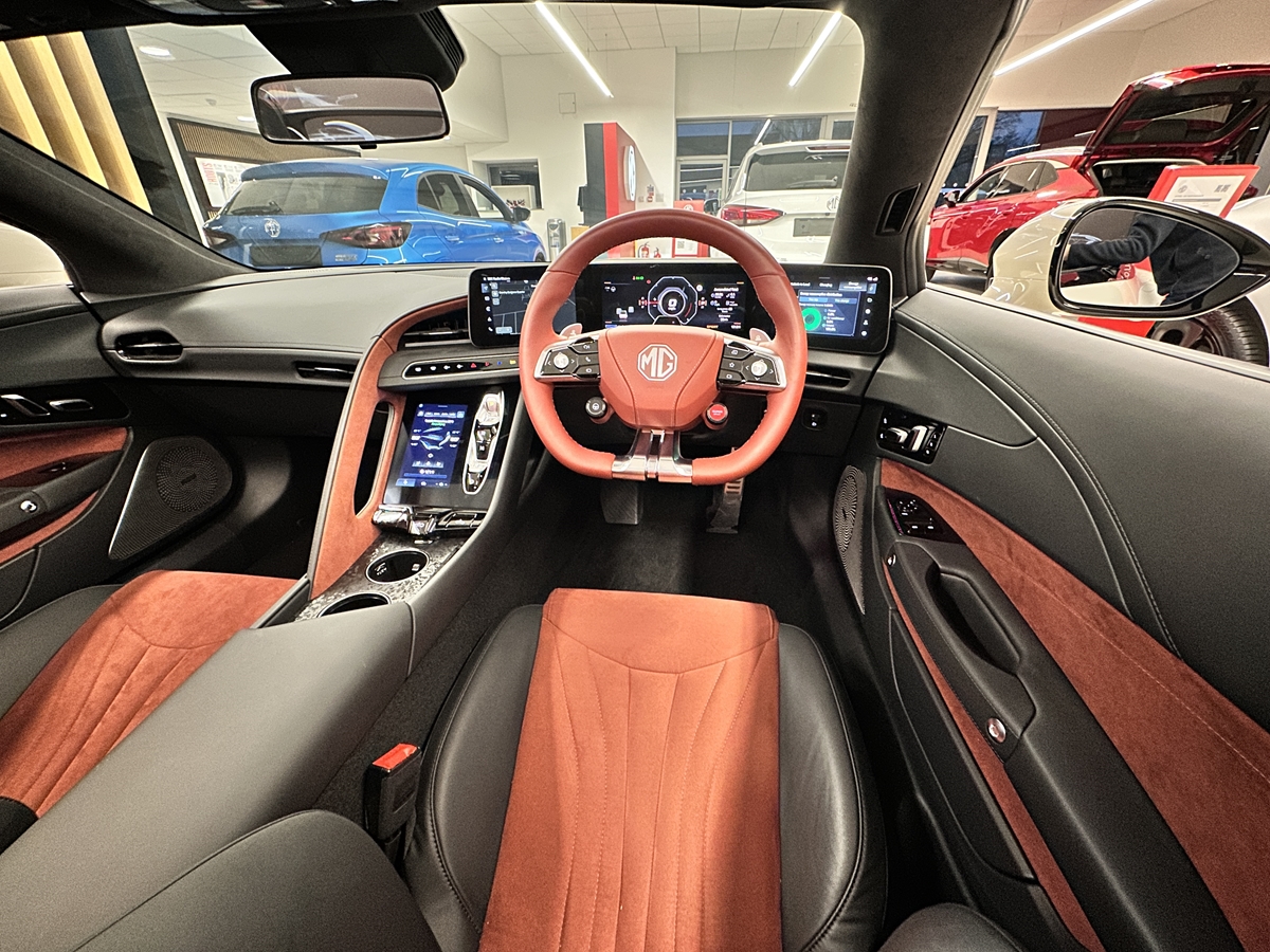 CYBERSTER 250KW TROPHY SINGLE MOTOR 77 KWH 2DR AUTO CONVERTIBLE