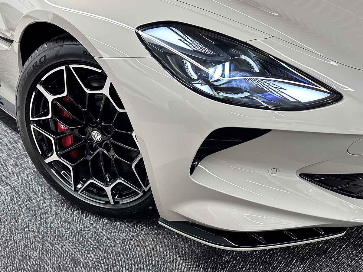 CYBERSTER 250KW TROPHY SINGLE MOTOR 77 KWH 2DR AUTO CONVERTIBLE