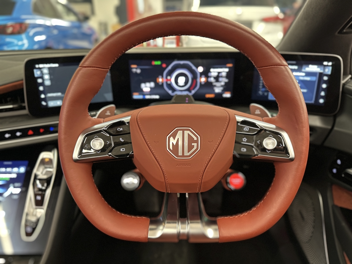 CYBERSTER 250KW TROPHY SINGLE MOTOR 77 KWH 2DR AUTO CONVERTIBLE