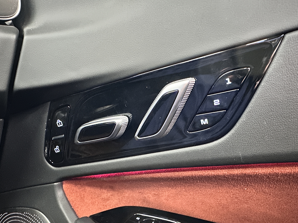 CYBERSTER 250KW TROPHY SINGLE MOTOR 77 KWH 2DR AUTO CONVERTIBLE