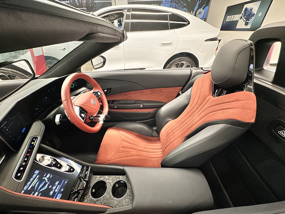 CYBERSTER 250KW TROPHY SINGLE MOTOR 77 KWH 2DR AUTO CONVERTIBLE