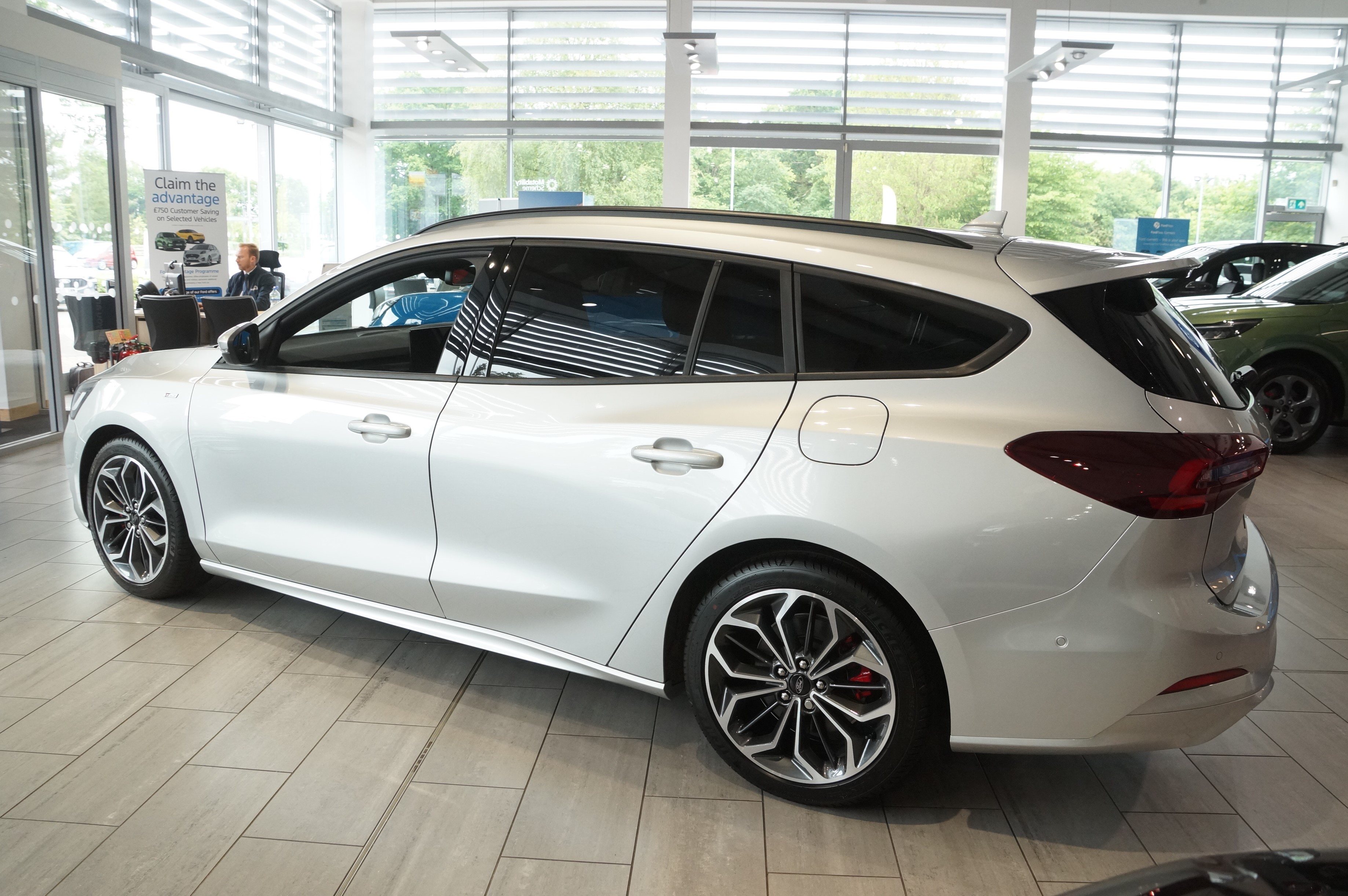 FORD FOCUS 1.0 ECOBOOST HYBRID MHEV 155 ST-LINE X 5DR AUTO