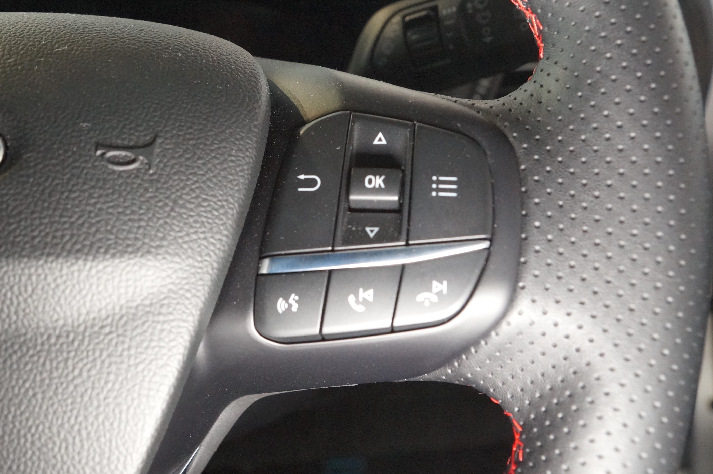 FORD FOCUS 1.0 ECOBOOST HYBRID MHEV 155 ST-LINE X 5DR AUTO