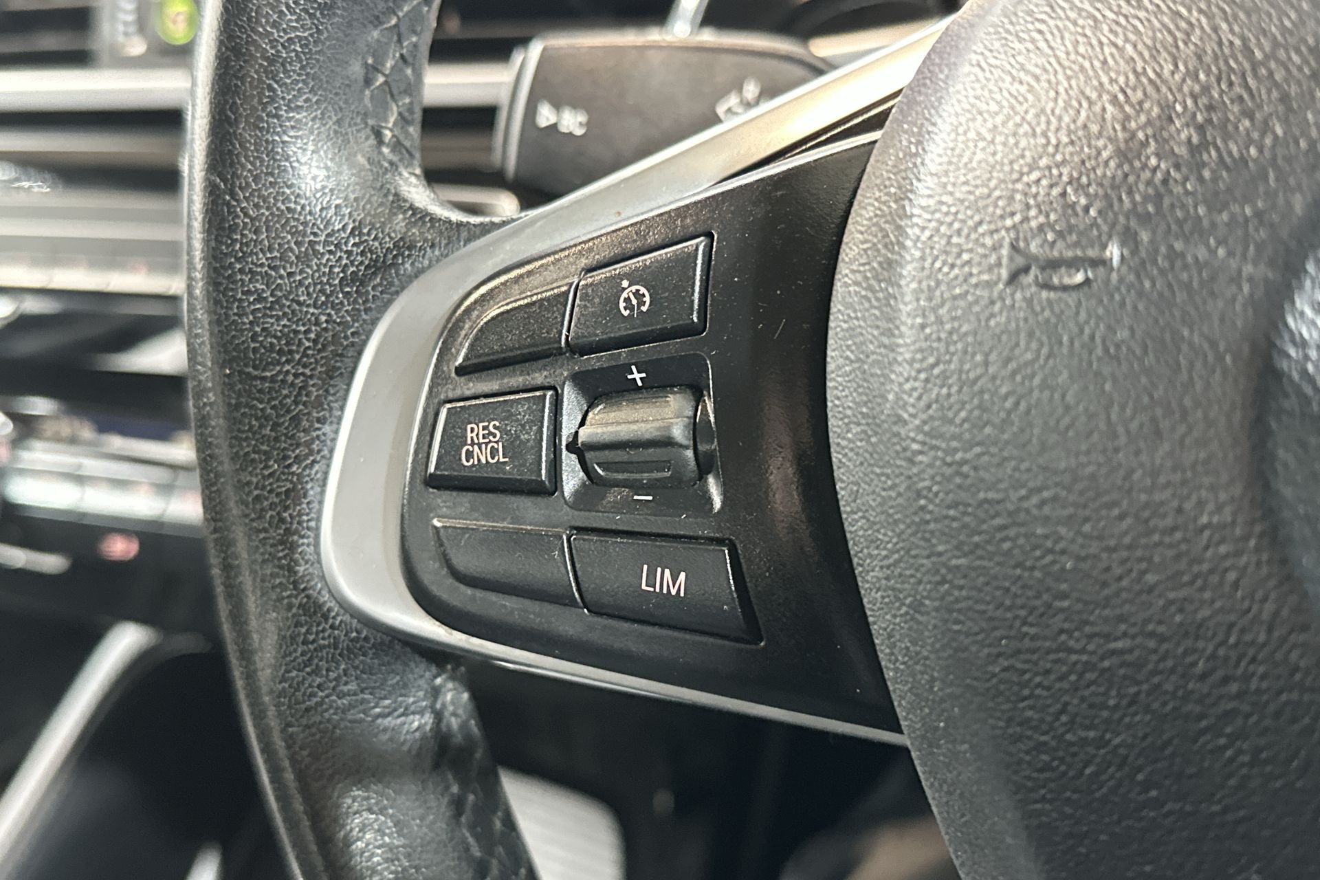 SDRIVE 18I 136