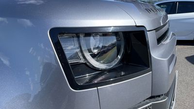 LAND ROVER DEFENDER 130