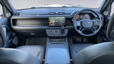 LAND ROVER DEFENDER 130
