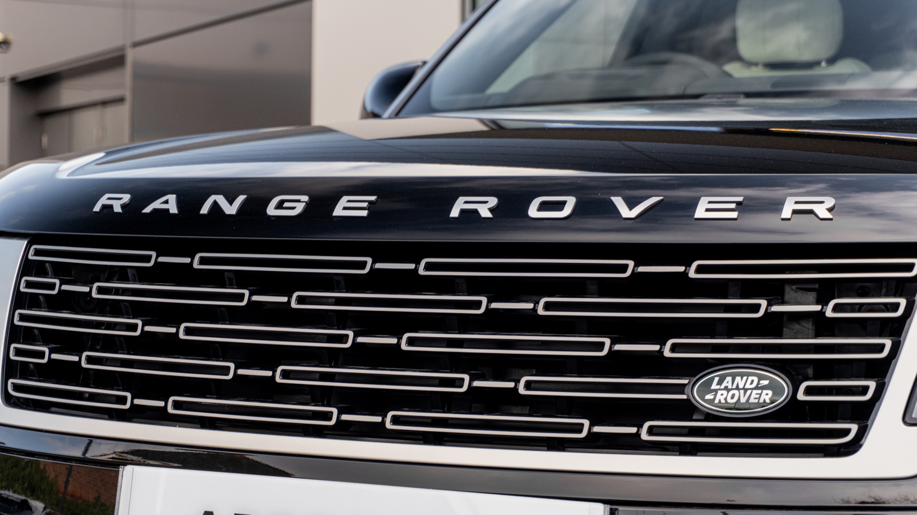 Land Rover RANGE ROVER, SUV, Santorini Black.