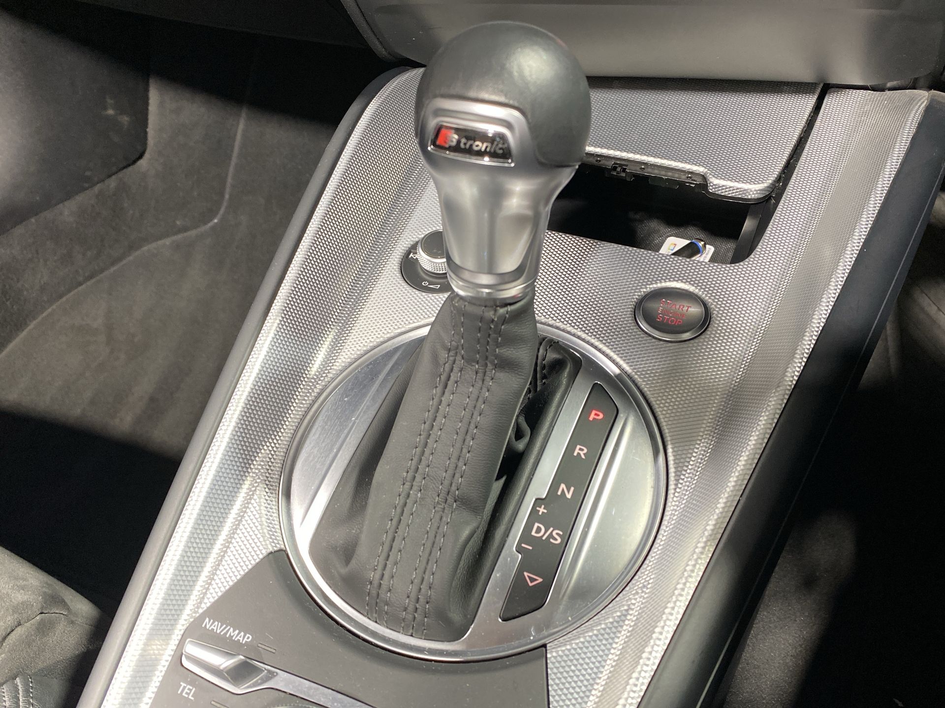 40 TFSI S TRONIC