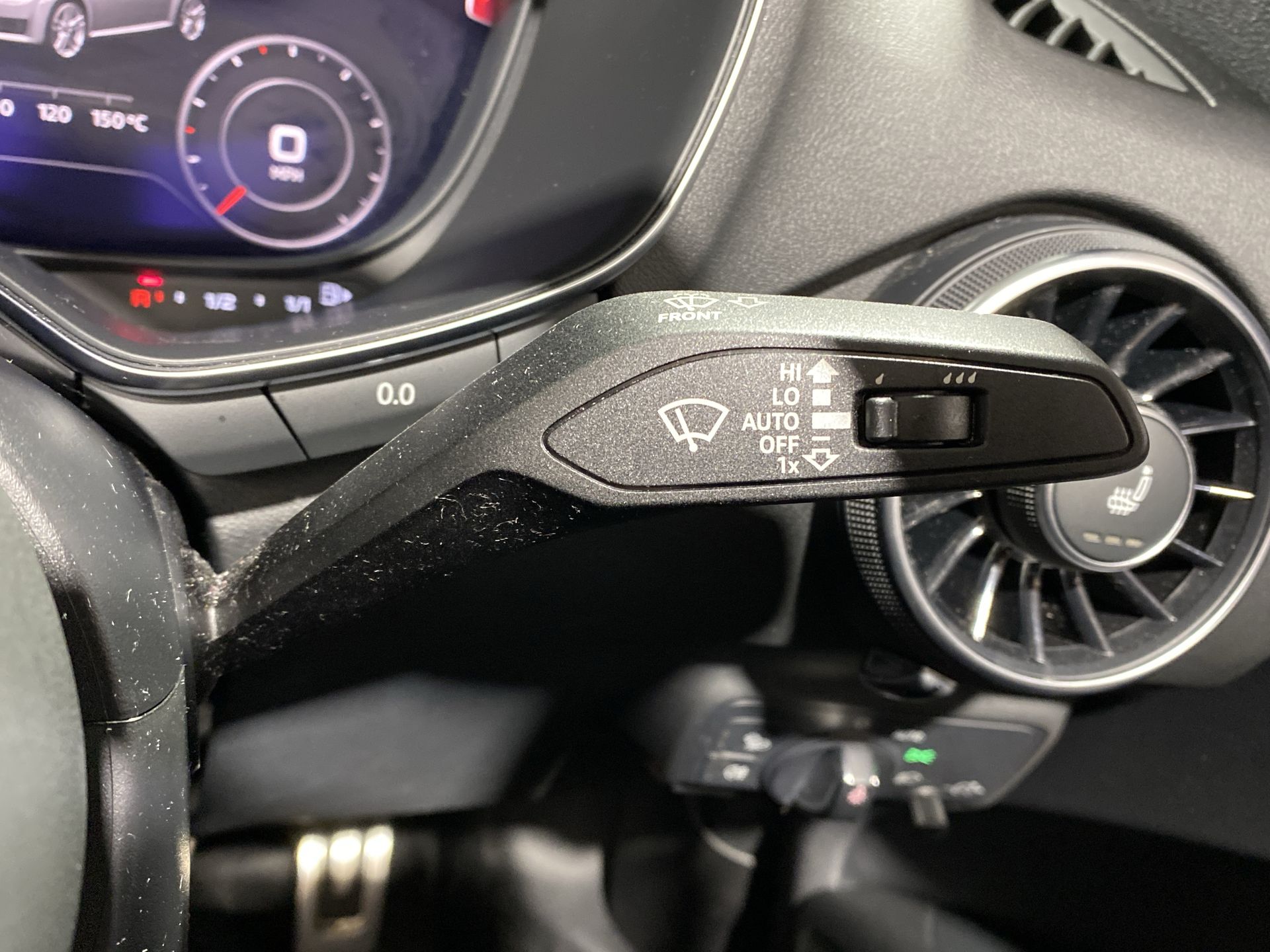40 TFSI S TRONIC