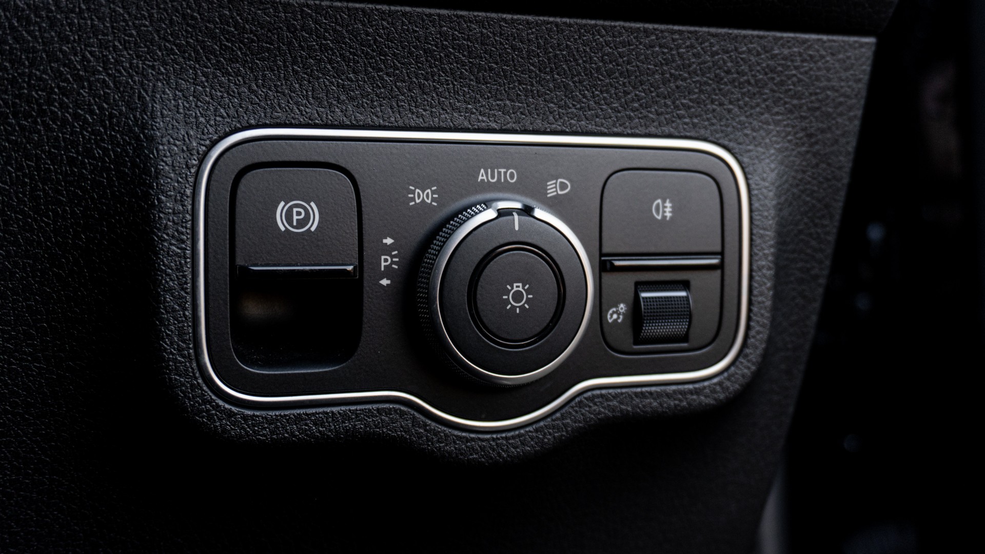 GLB 35 4MATIC PREMIUM PLUS 8G-TRONIC