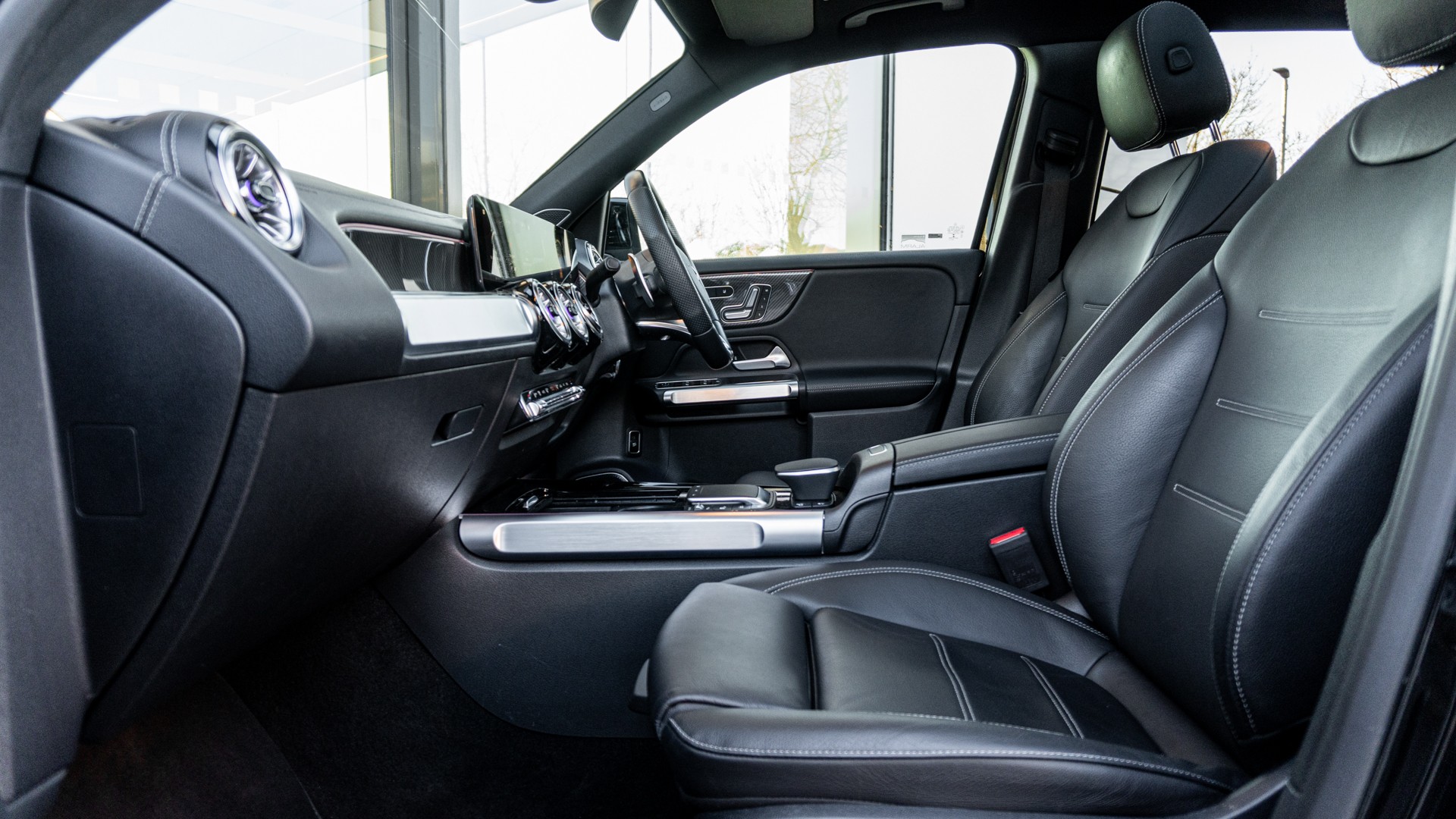 GLB 35 4MATIC PREMIUM PLUS 8G-TRONIC