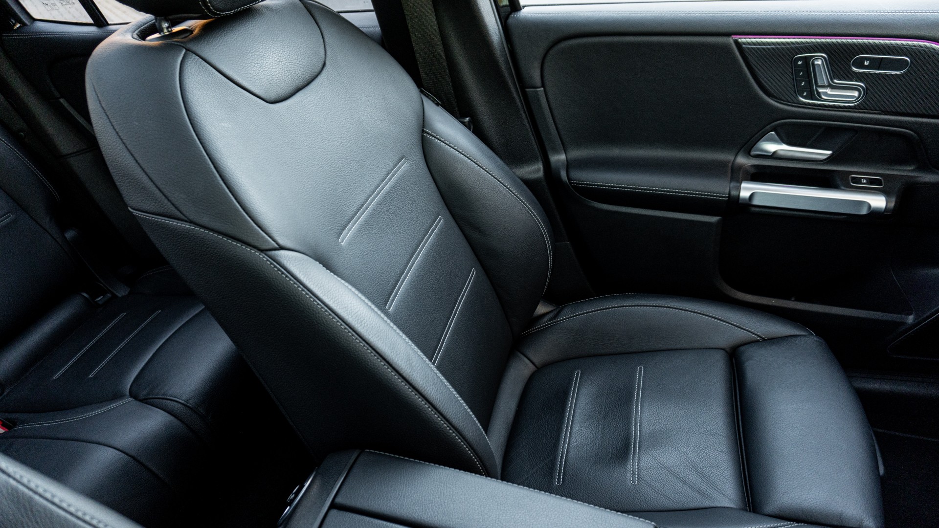 GLB 35 4MATIC PREMIUM PLUS 8G-TRONIC