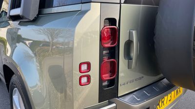 LAND ROVER DEFENDER 90