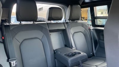 LAND ROVER DEFENDER 90