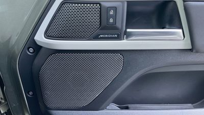 LAND ROVER DEFENDER 90