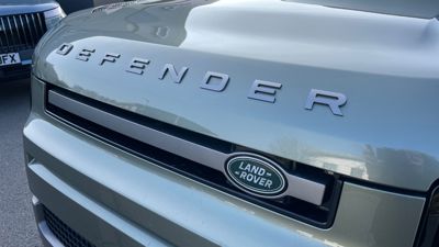 LAND ROVER DEFENDER 90