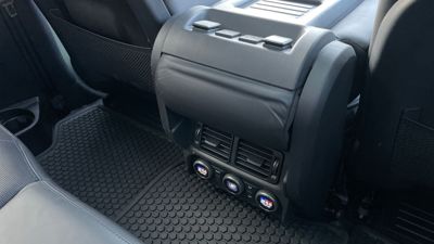LAND ROVER DEFENDER 90