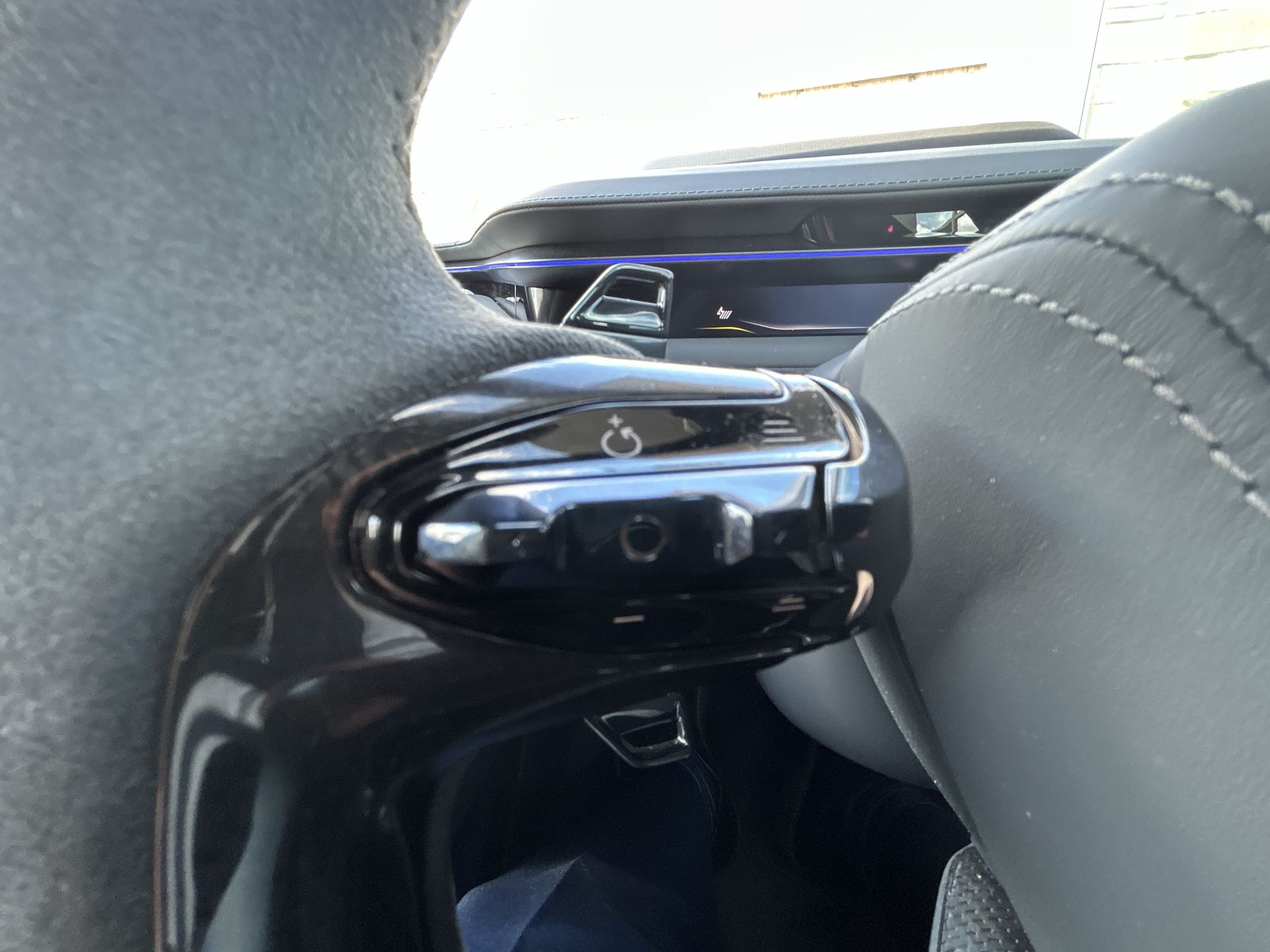 102KWH