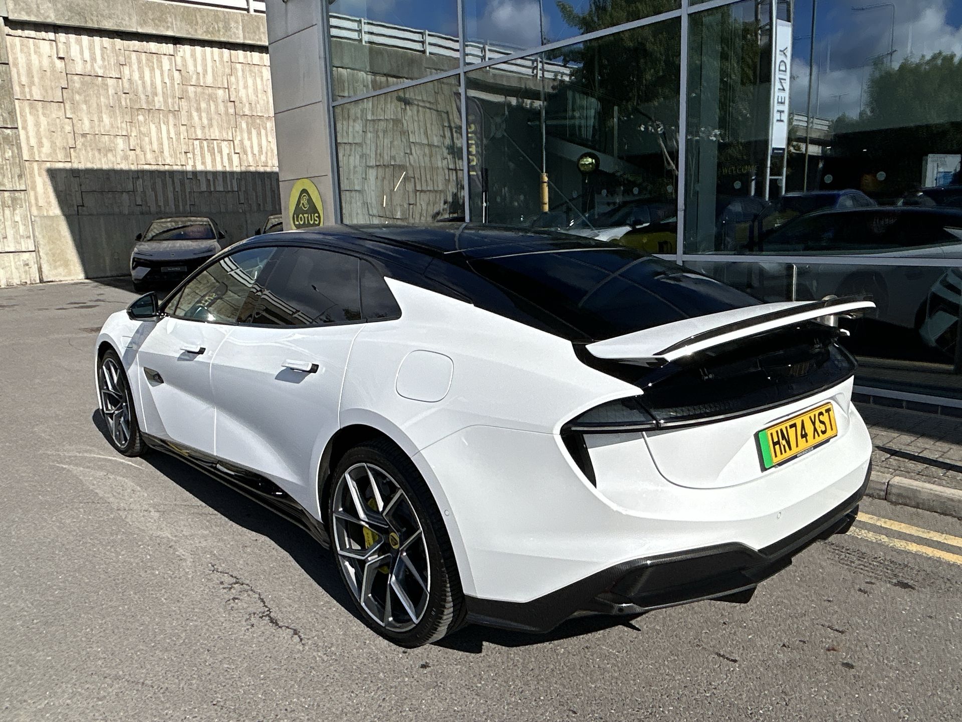102KWH