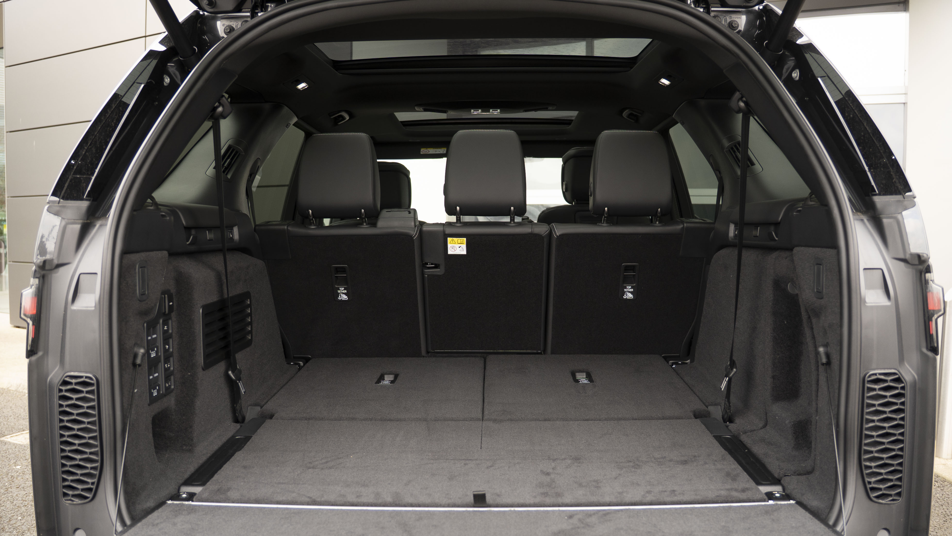 DISCOVERY 3.0 D350 35TH EDITION 5DR AUTO STATION WAGON