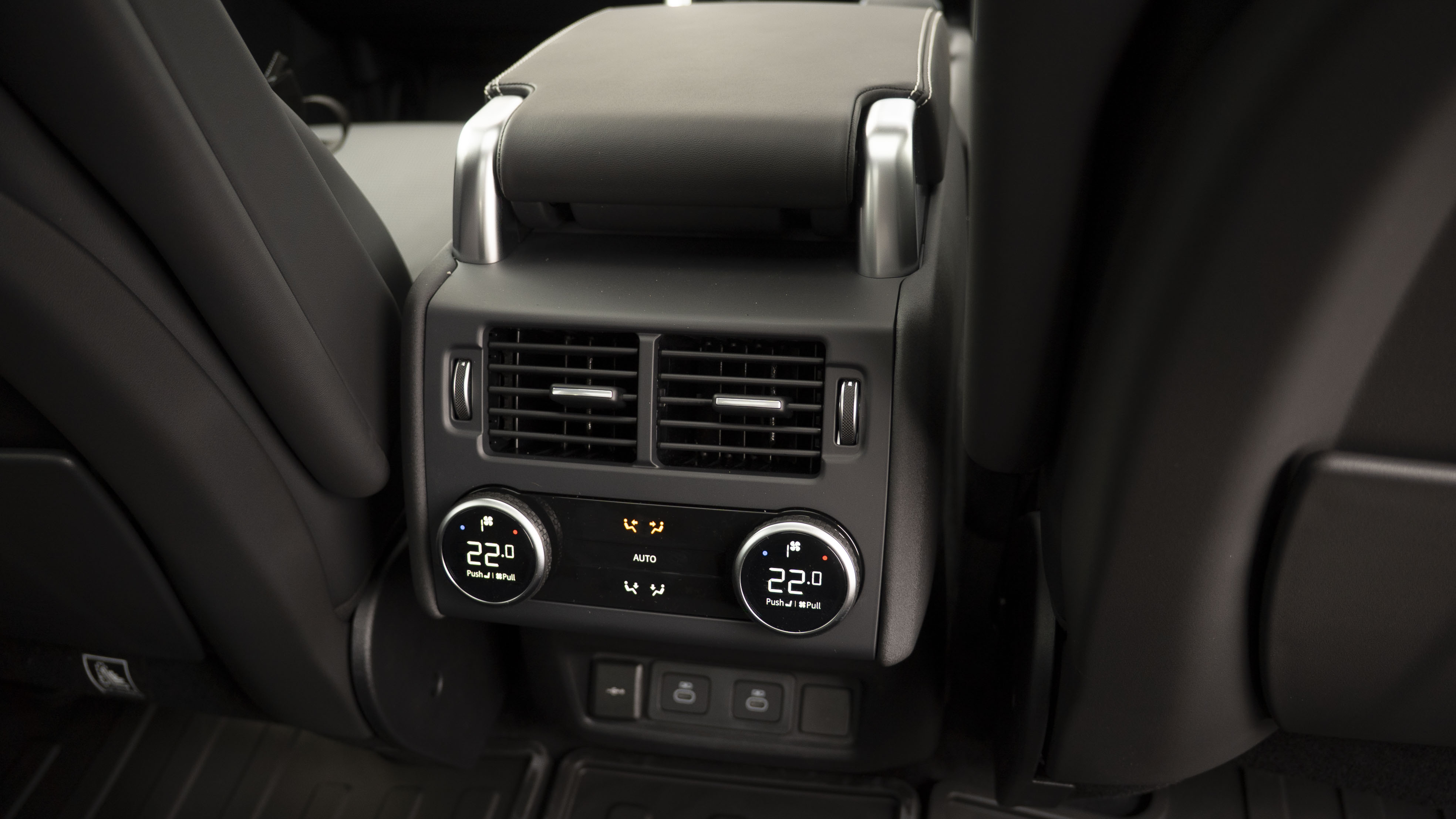 DISCOVERY 3.0 D350 35TH EDITION 5DR AUTO STATION WAGON