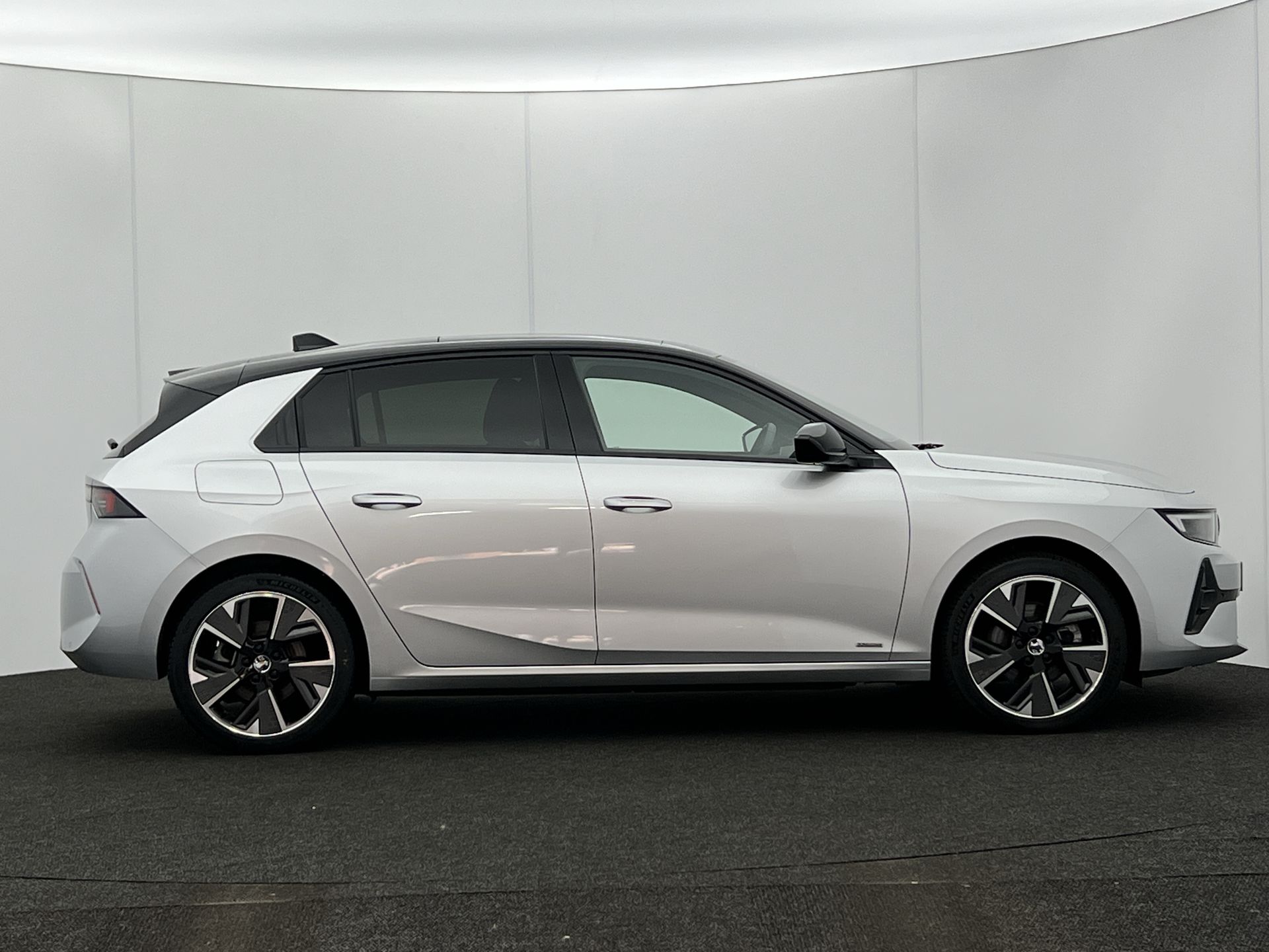 54KWH