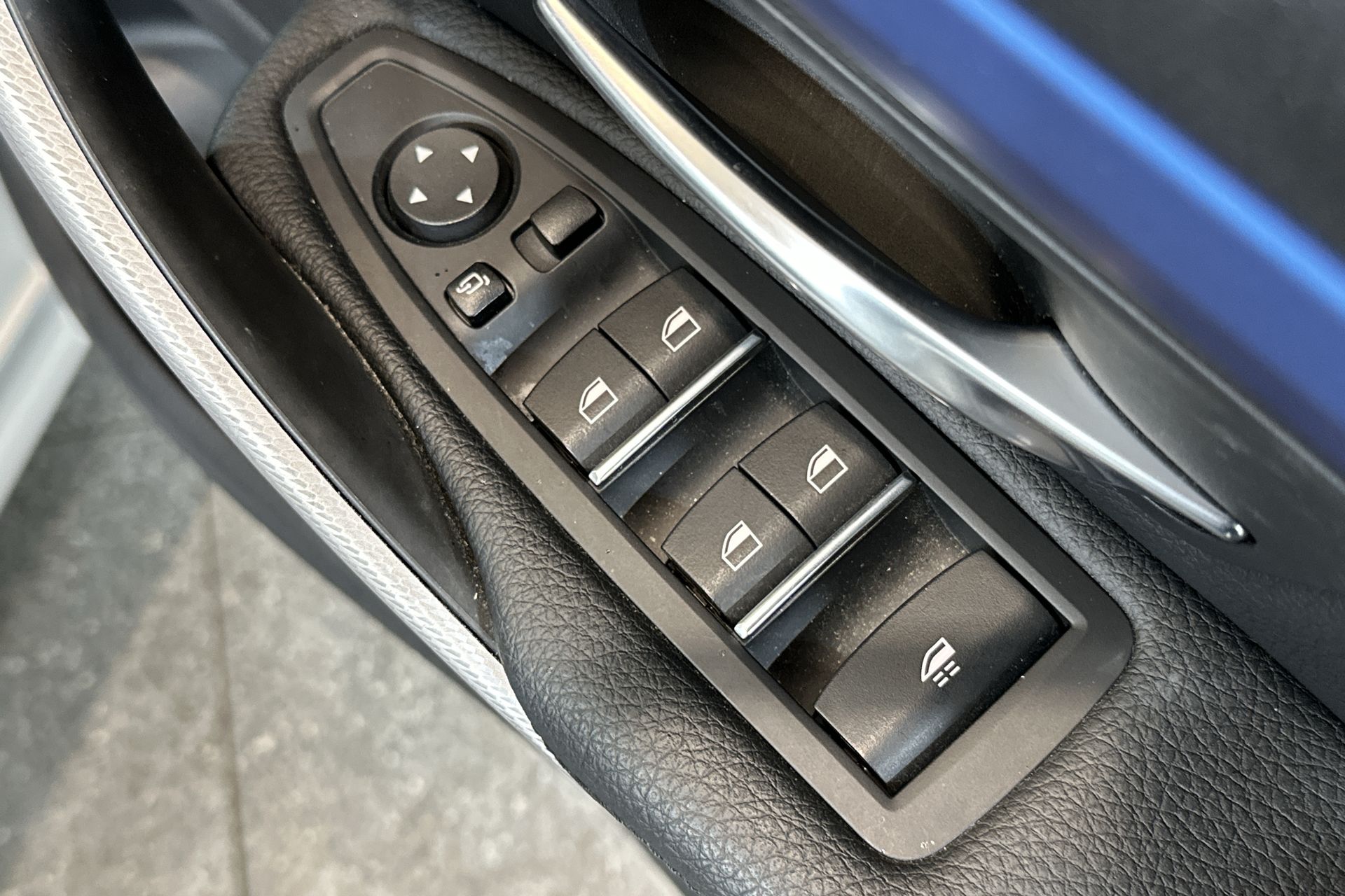 XDRIVE 30E