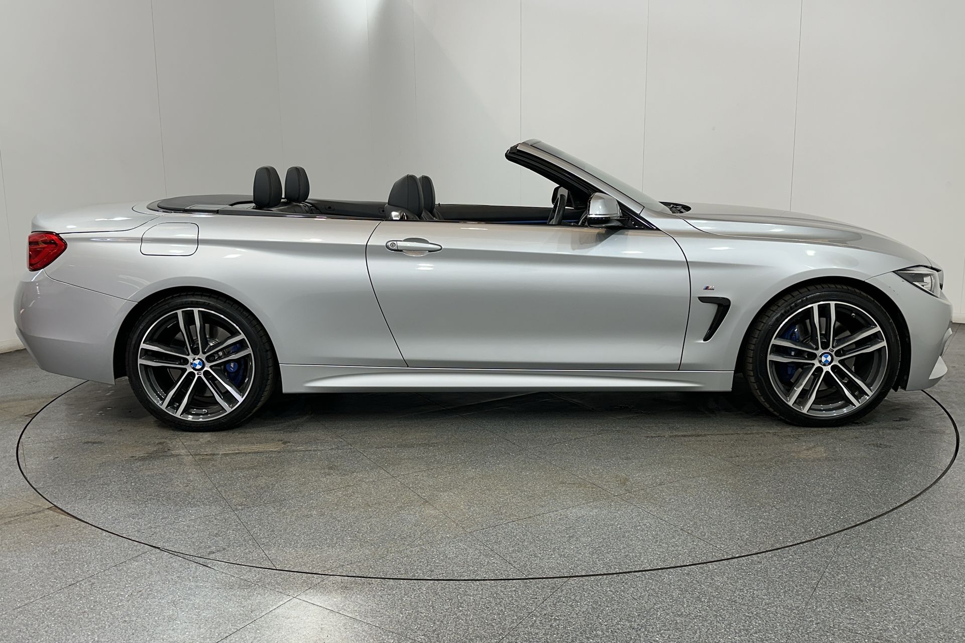XDRIVE 30E