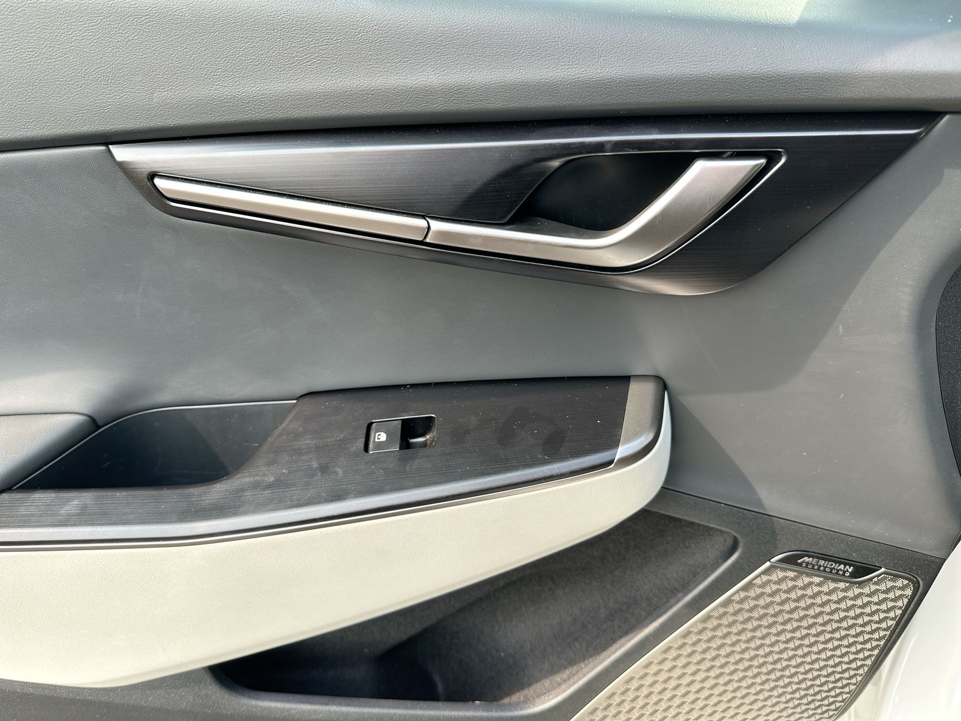 84KWH AWD