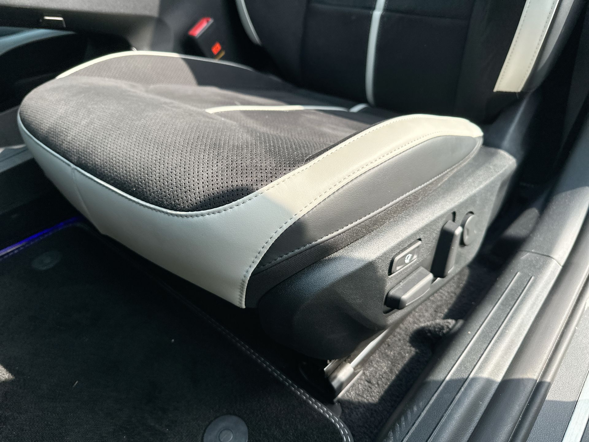 84KWH AWD