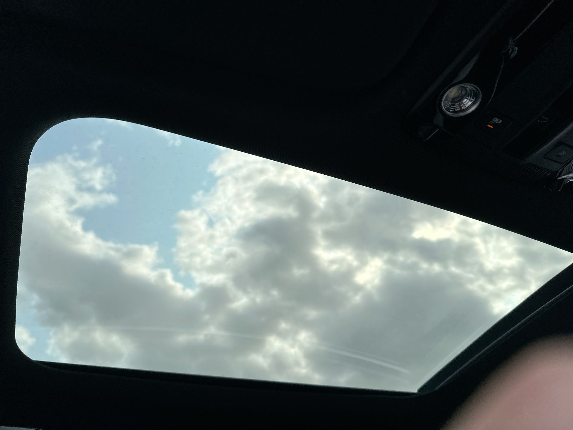 84KWH AWD