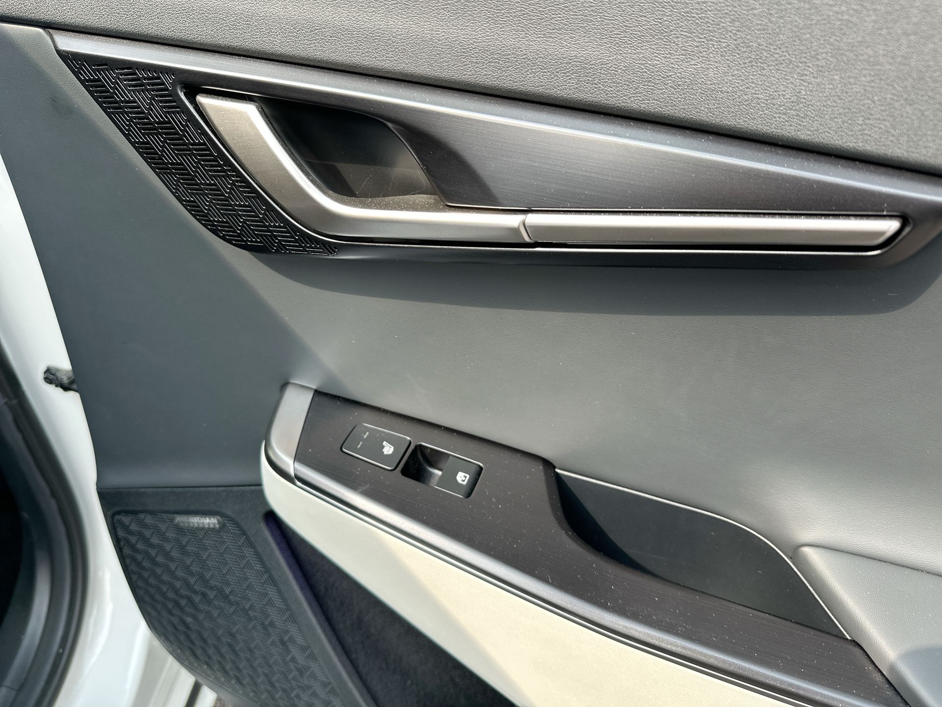 84KWH AWD