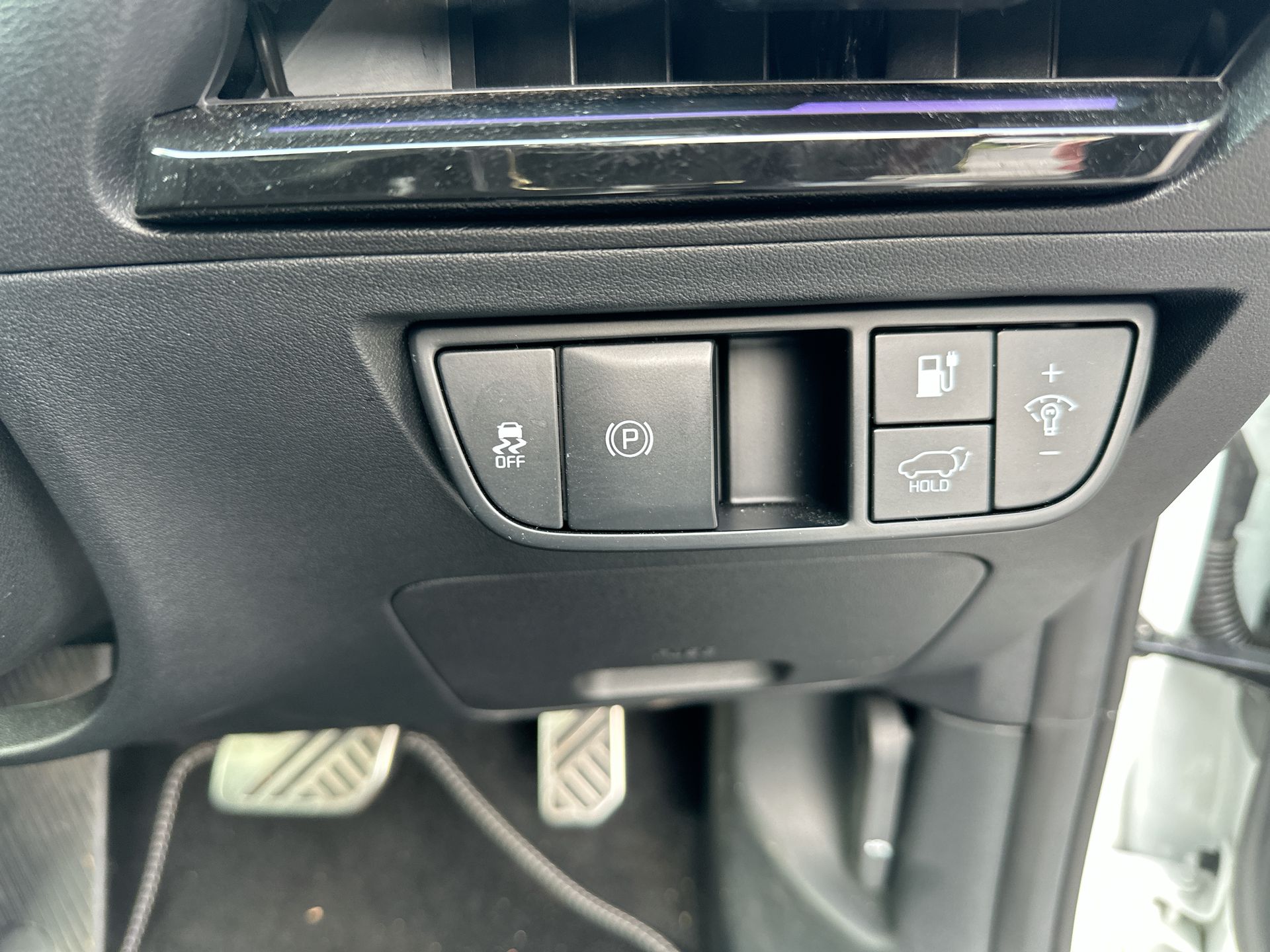 84KWH AWD