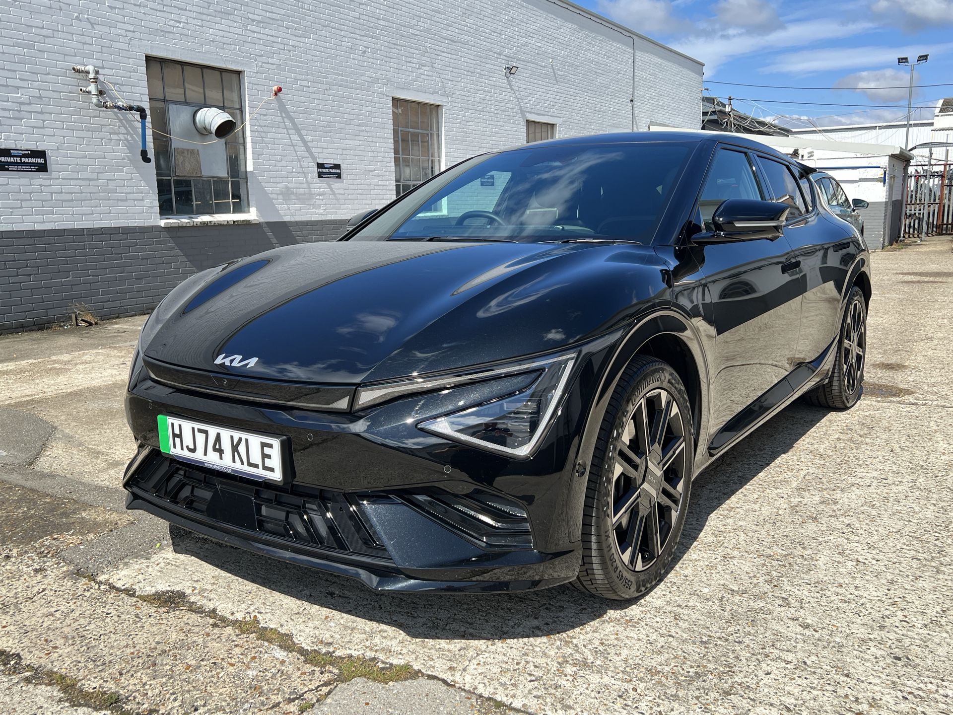 84KWH AWD