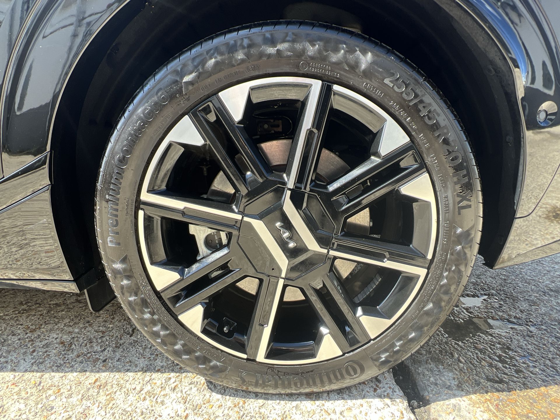 84KWH AWD