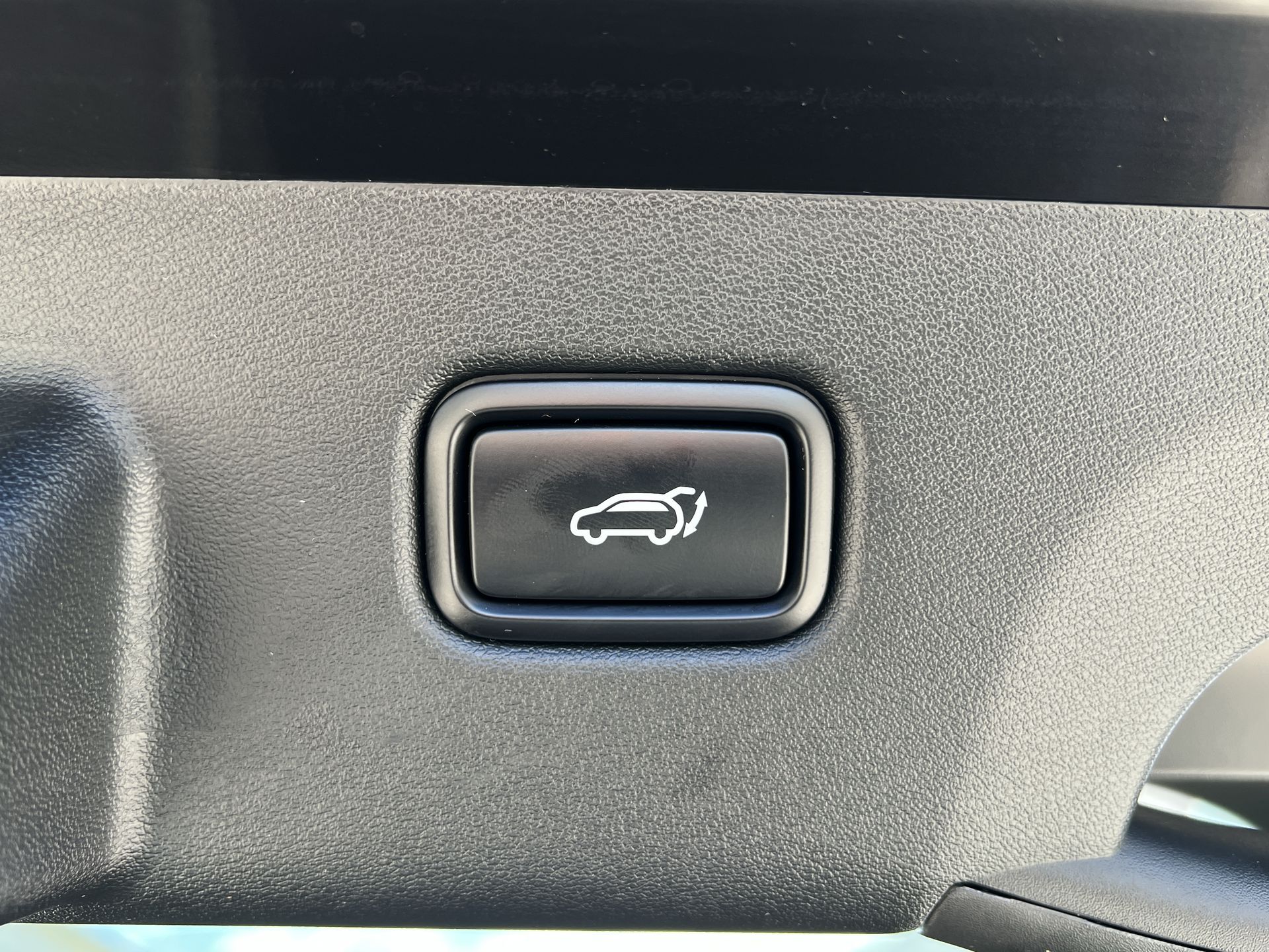 84KWH AWD