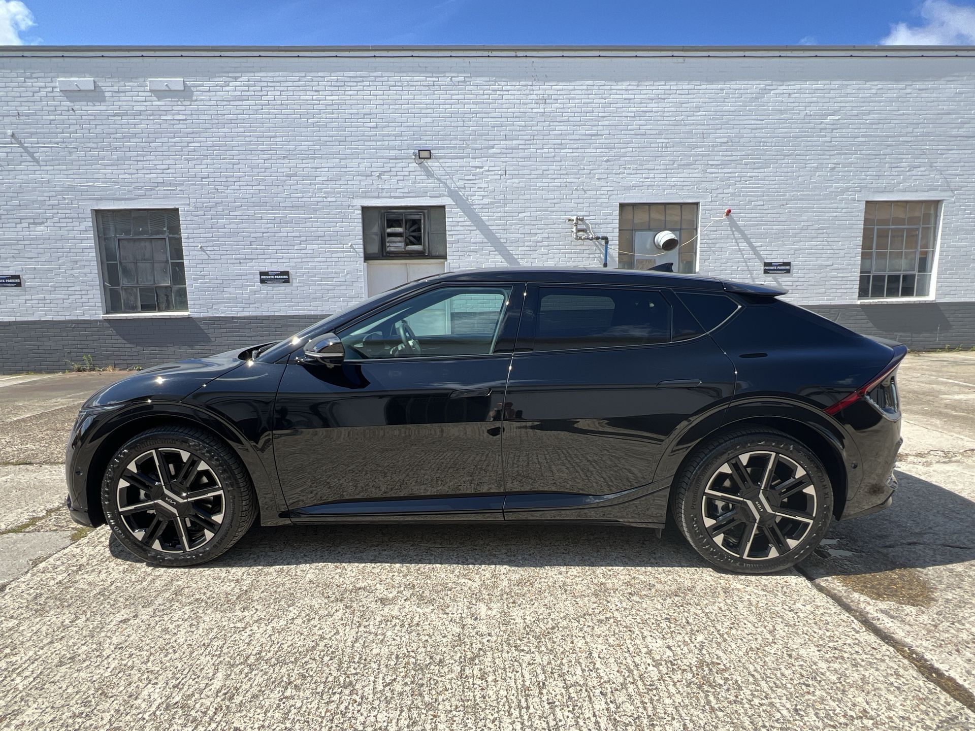 84KWH AWD
