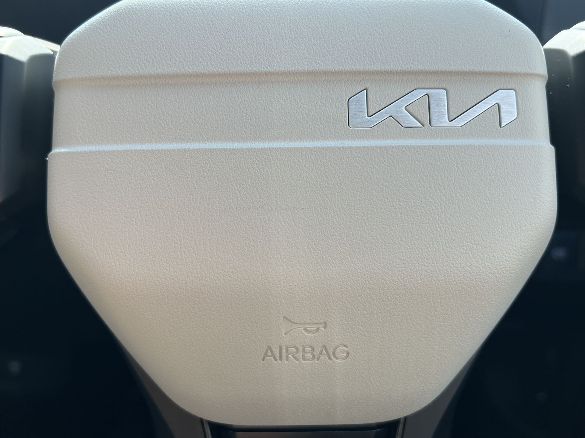 84KWH AWD
