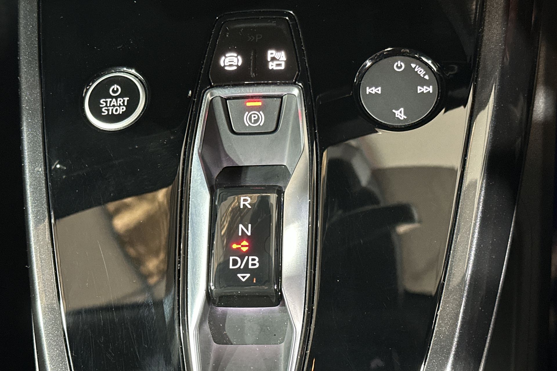 40 82.77KWH