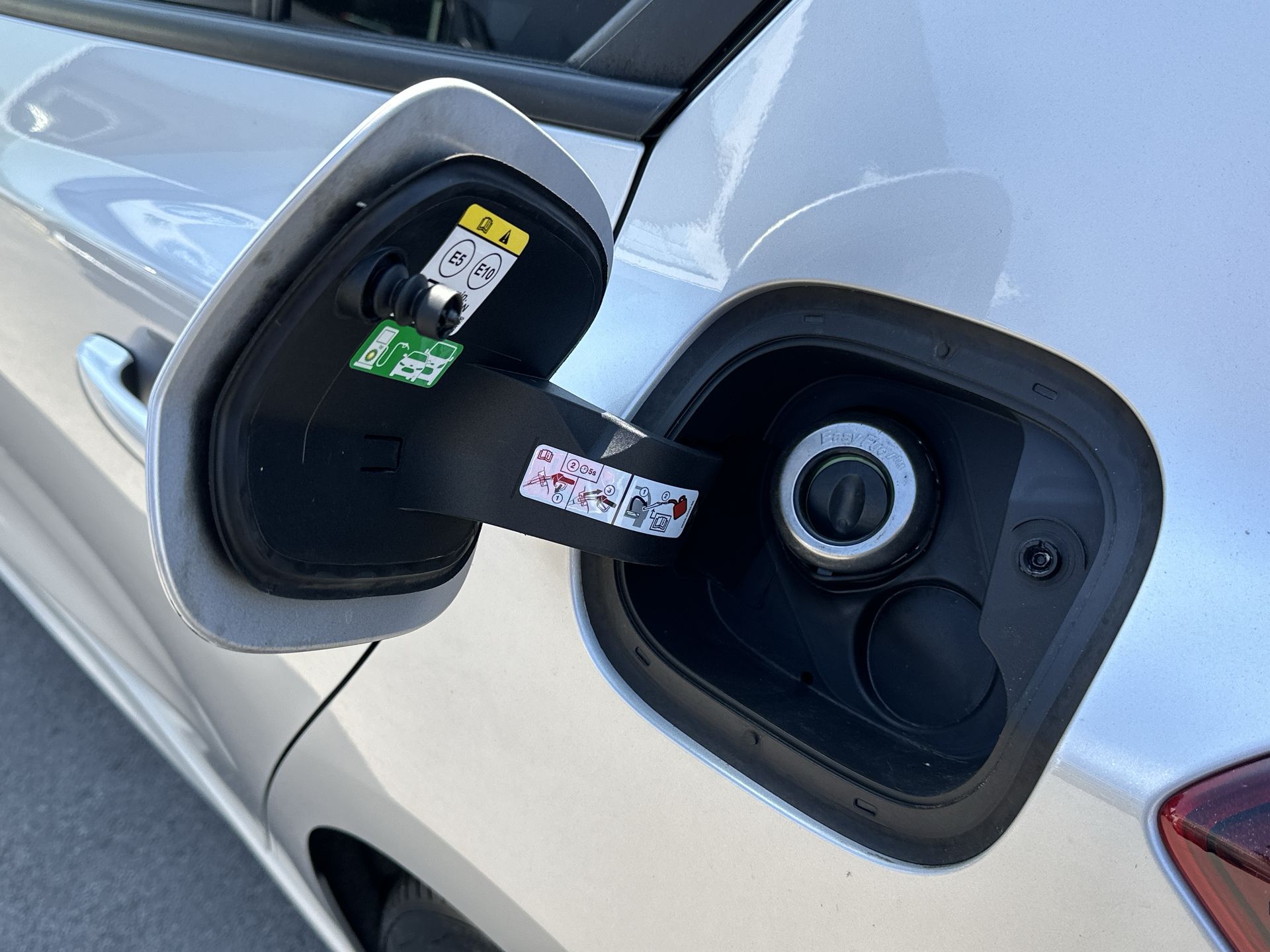 ECOBOOST HYBRID MHEV 155