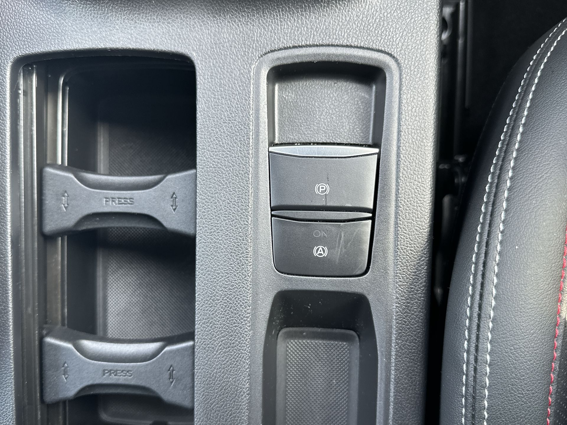ECOBOOST HYBRID MHEV 155