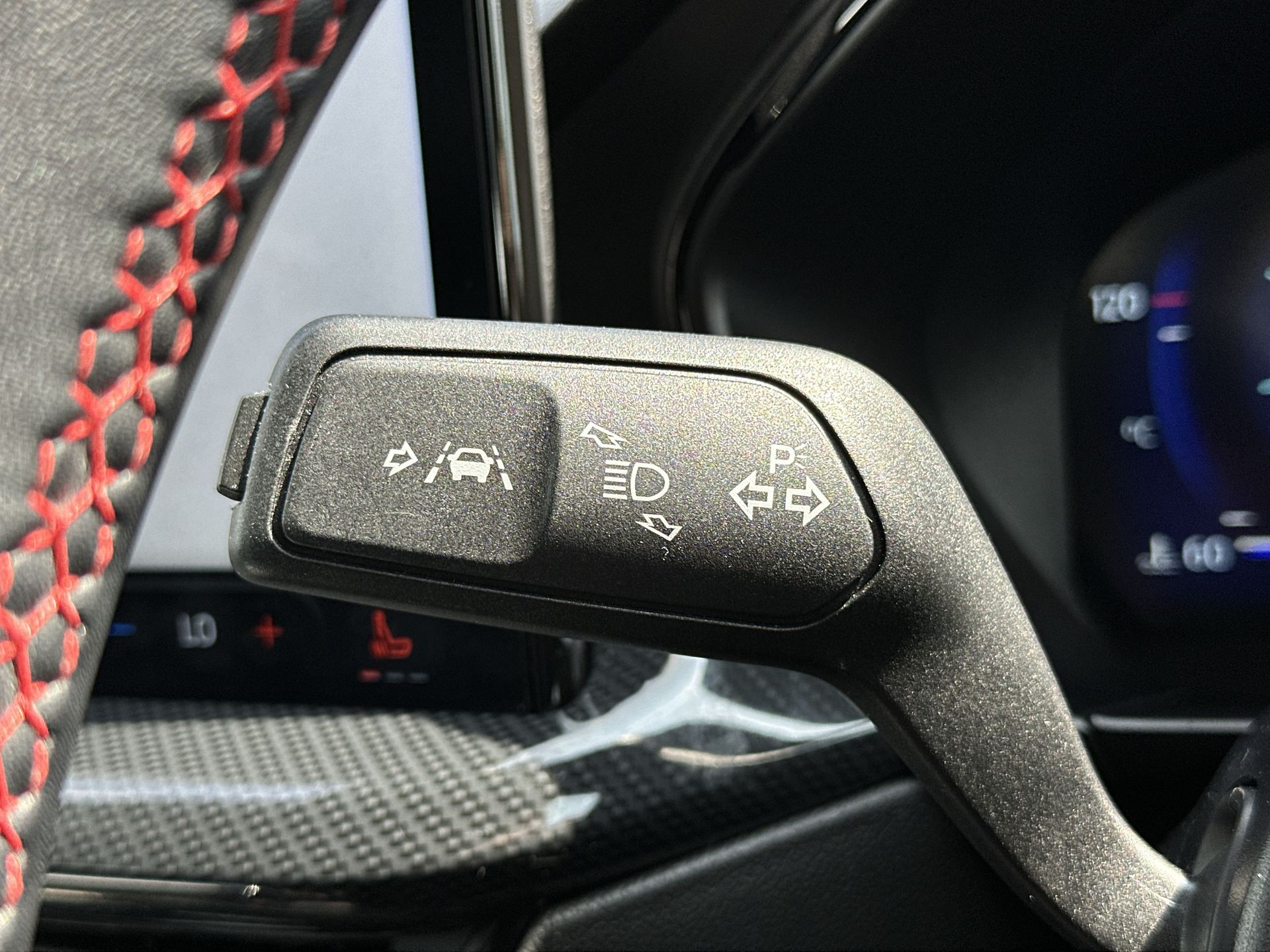 ECOBOOST HYBRID MHEV 155